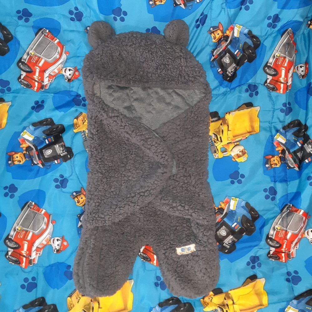 Blue Snail swaddle blanket